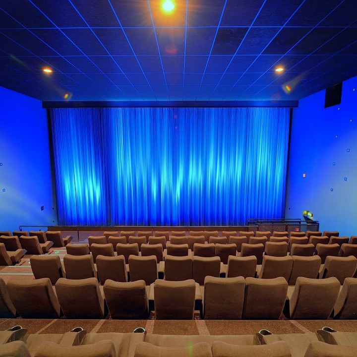 Firmenveranstaltung im Kino am ZKM Karlsruhe planen- red carpet event