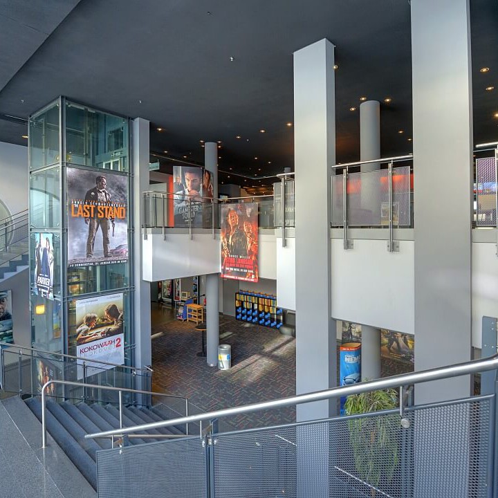 Große Kinoleinwand für Kongresse nutzen des CineStar Mainz- red carpet event