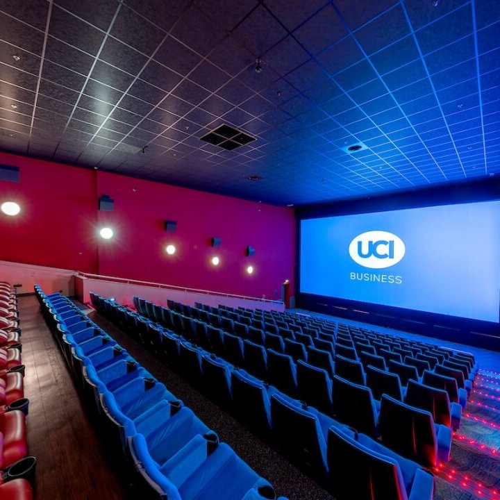 Kinosaal für Firmenveranstaltung mieten in dresden- red carpet event