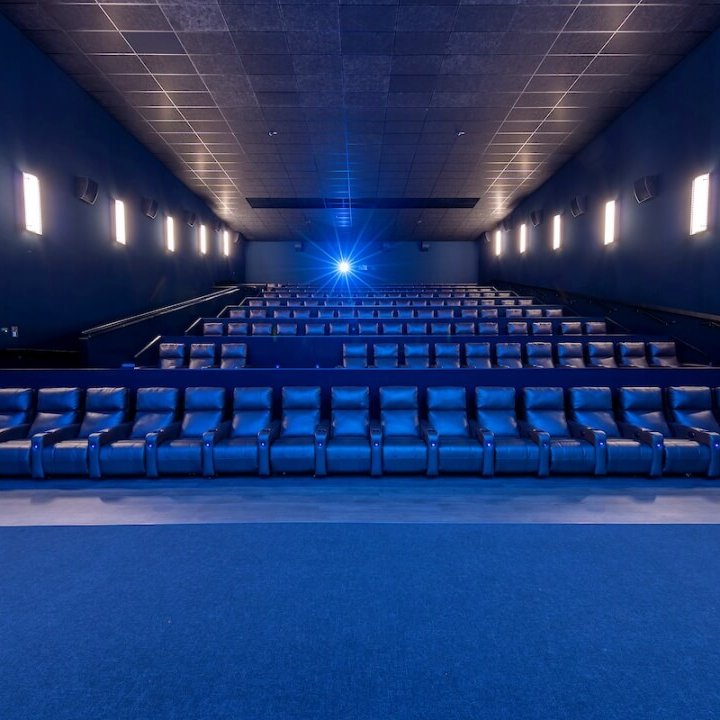 Potsdam Unternehmensevent im Kino planen- red carpe event