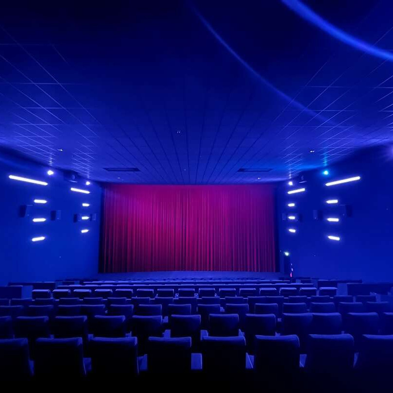 Moderne Technik im Kinosaal des Cinestar Bremen für Events-red carpet event